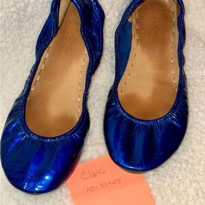 TIEKS SAPHIRE PATENT, EUC SIZE 8
